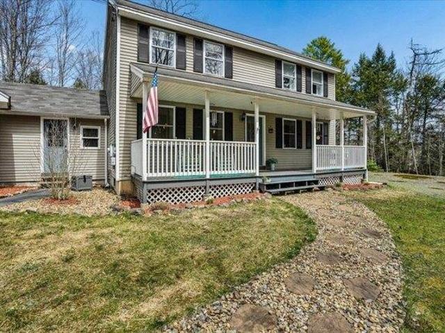 House for sale in New Hampshire