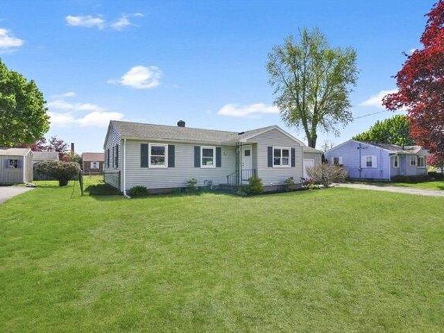 House for sale in Hampden, Massachusetts
