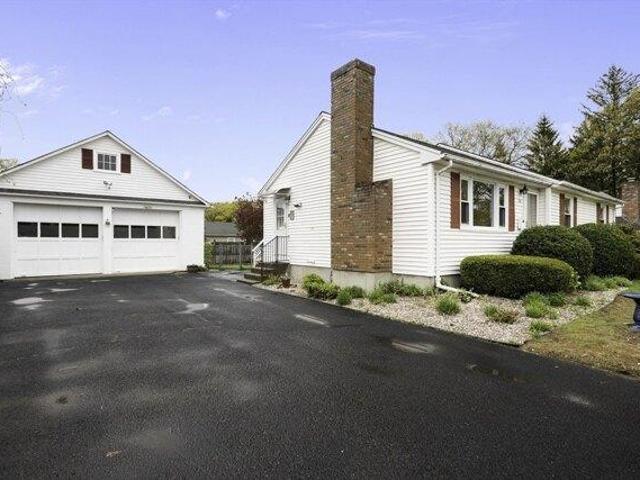 House for sale in Hampden, Massachusetts