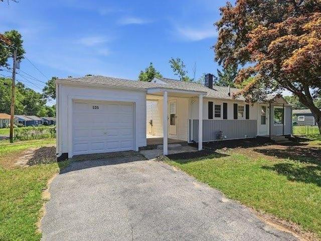 House for sale in Hampden, Massachusetts