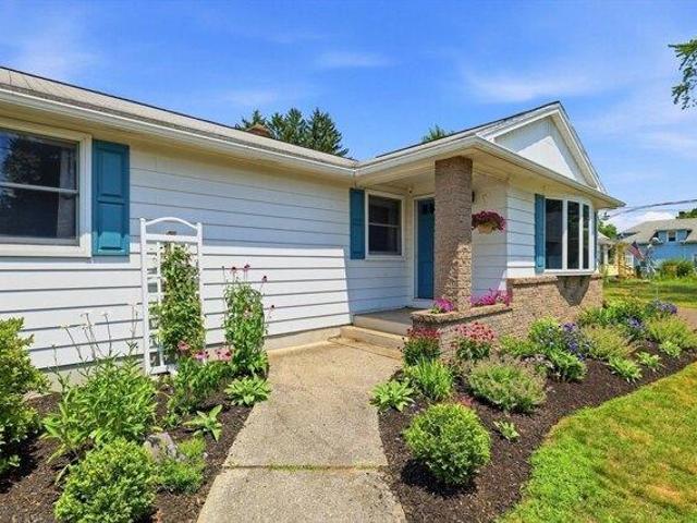 House for sale in Hampden, Massachusetts