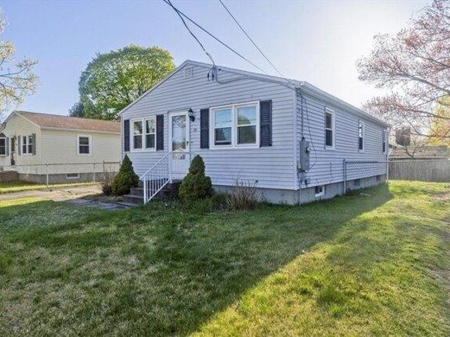 House for sale in Hampden, Massachusetts