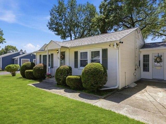 House for sale in Hampden, Massachusetts