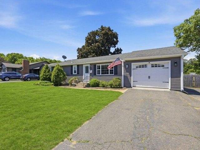 House for sale in Hampden, Massachusetts