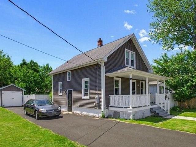 House for sale in Hampden, Massachusetts