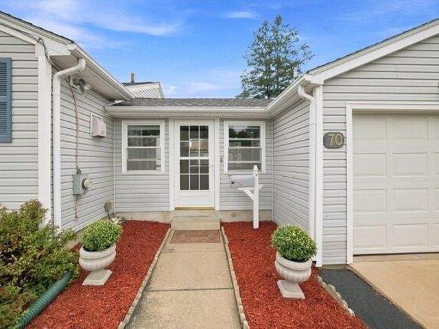 House for sale in Hampden, Massachusetts