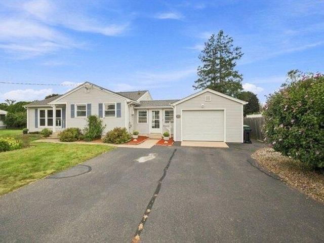 House for sale in Hampden, Massachusetts