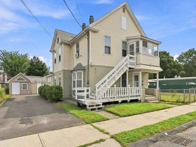 House for sale in Aldenville, Chicopee