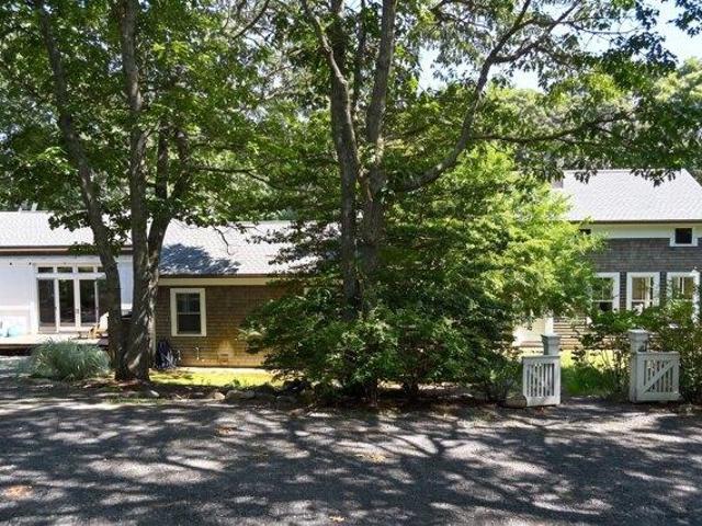 House for sale in Chilmark, Dukes County