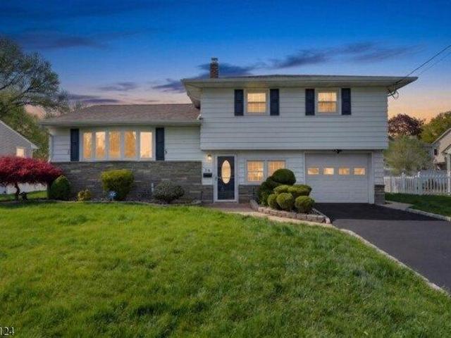 House for sale in Clark, New Jersey