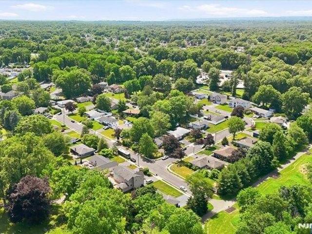 House for sale in Clark, New Jersey