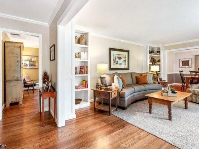 House for sale in Clark, New Jersey