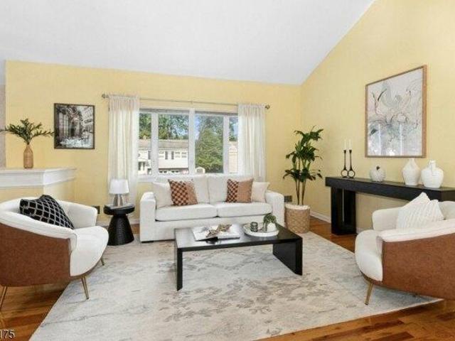 House for sale in Clark, New Jersey