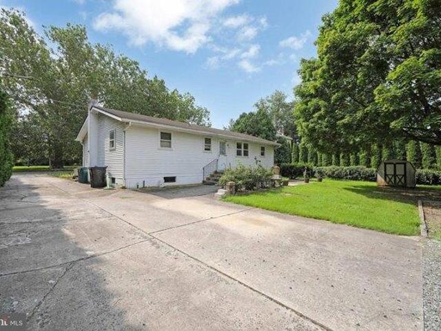 House for sale in Mount Royal, New Jersey