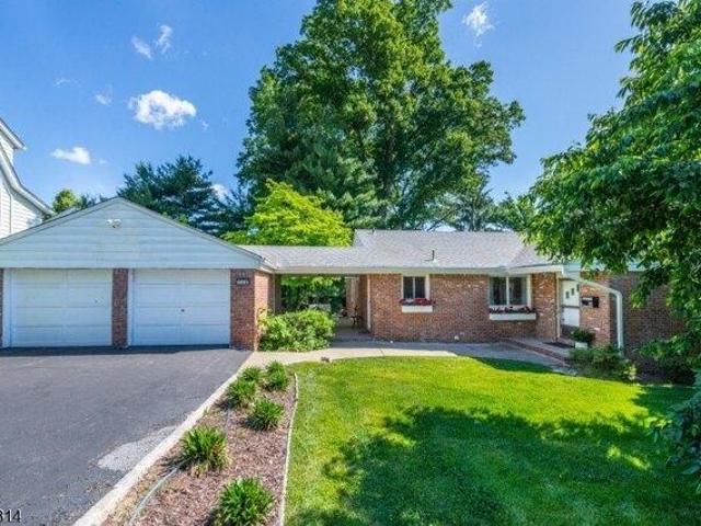 House for sale in Passaic, New Jersey