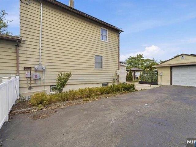 House for sale in Passaic, New Jersey