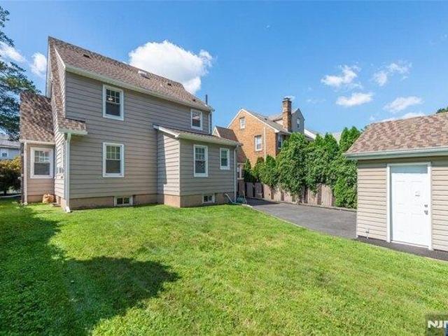 House for sale in Passaic, New Jersey