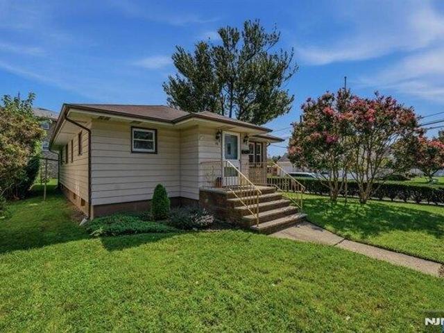 House for sale in Passaic, New Jersey