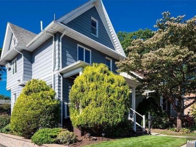 House for sale in Passaic, New Jersey