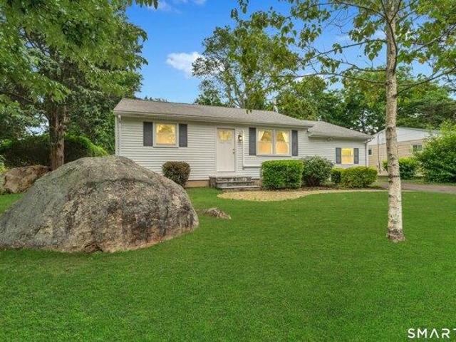 House for sale in Clinton, Connecticut