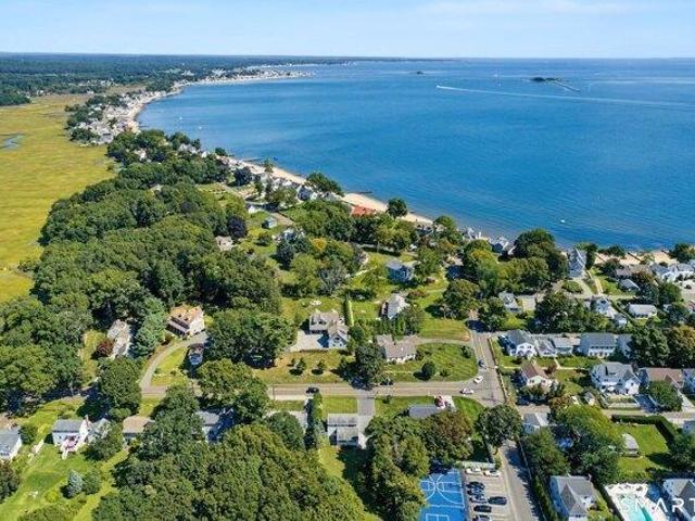 House for sale in Ridgewood, Clinton