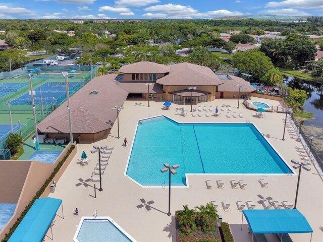House for sale in Coconut Creek, Florida