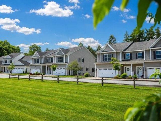 House for sale in Malletts Bay, Chittenden County