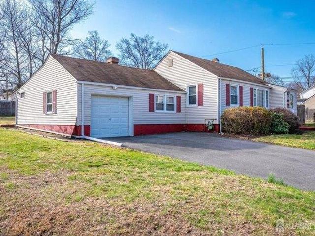 House for sale in Avenel, New Jersey