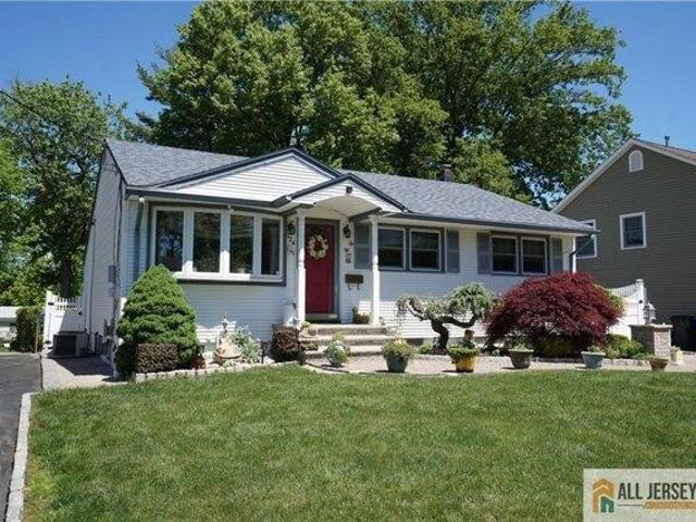 House for sale in Avenel, New Jersey