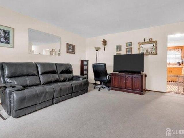 House for sale in Avenel, New Jersey