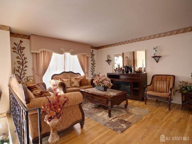 House for sale in Avenel, New Jersey