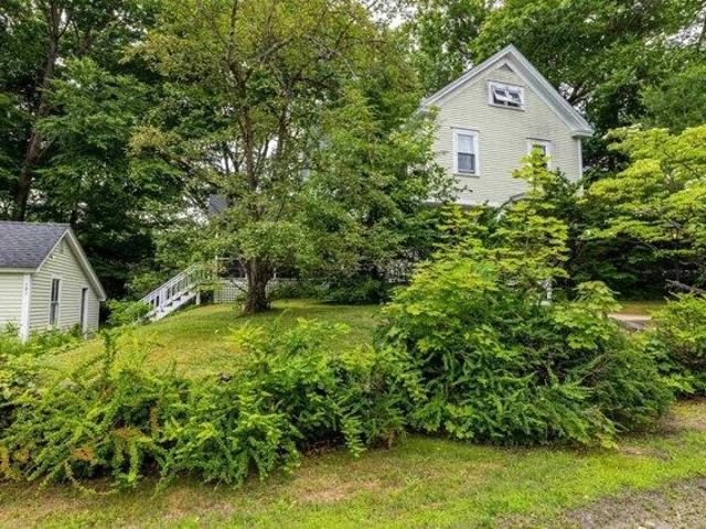 House for sale in New Hampshire