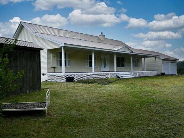House for sale in Concord, Vermont