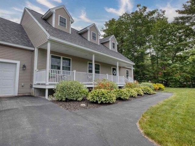 House for sale in New Hampshire