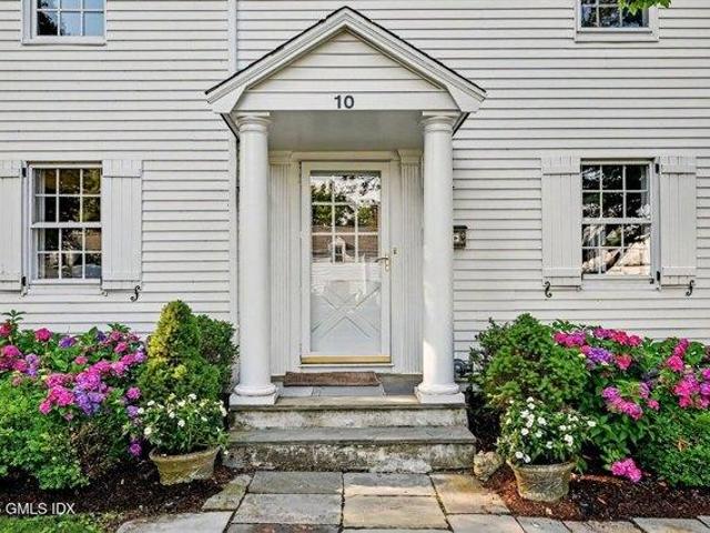 House for sale in Mianus, Greenwich