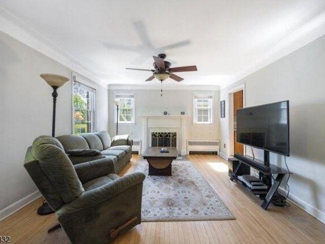 House for sale in Cranford, New Jersey
