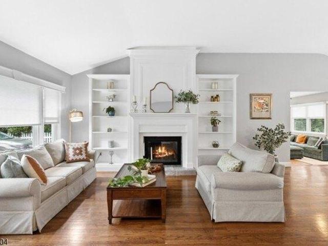 House for sale in Cranford, New Jersey