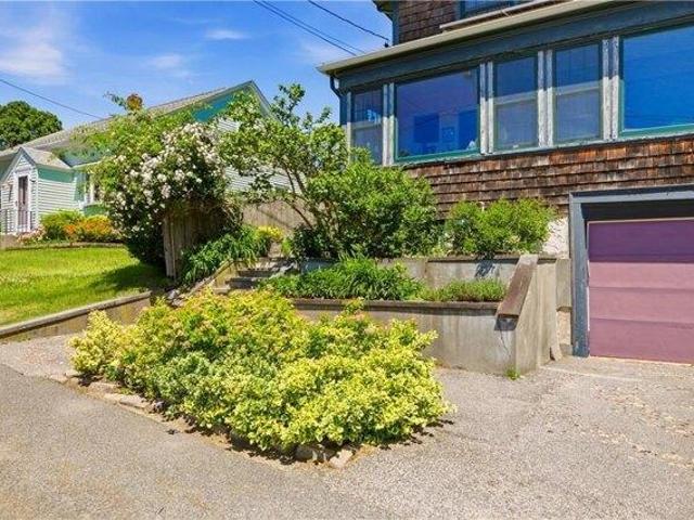 House for sale in Cranston, Rhode Island