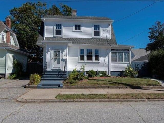 House for sale in Auburn, Cranston
