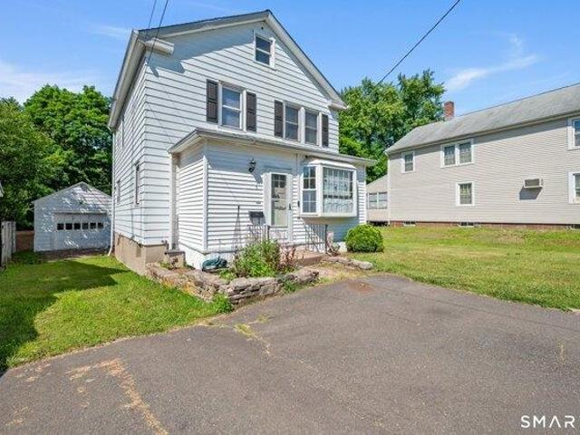 House for sale in Cromwell, Connecticut