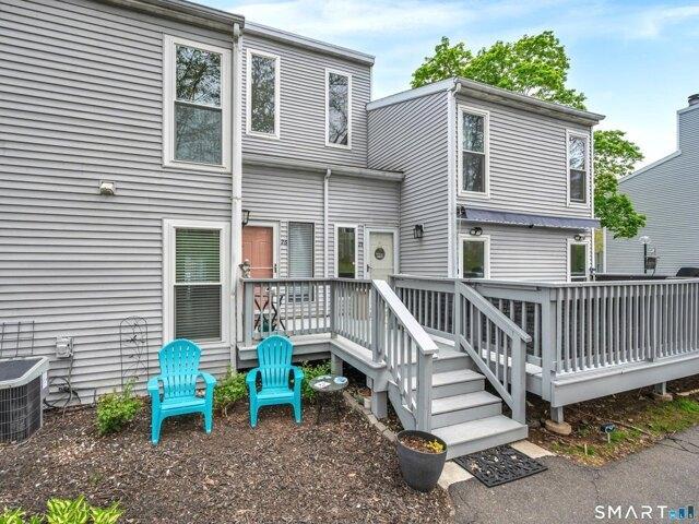 House for sale in Cromwell, Connecticut