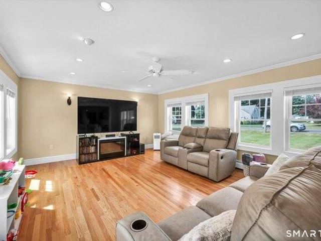 House for sale in Cromwell, Connecticut