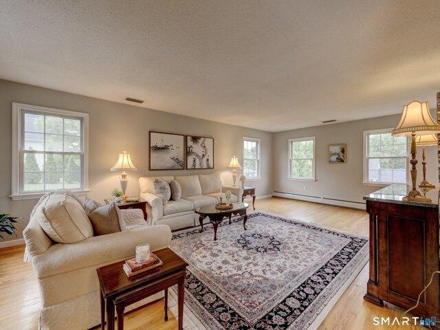 House for sale in Cromwell, Connecticut