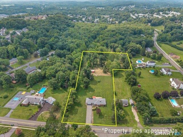 House for sale in Cromwell, Connecticut