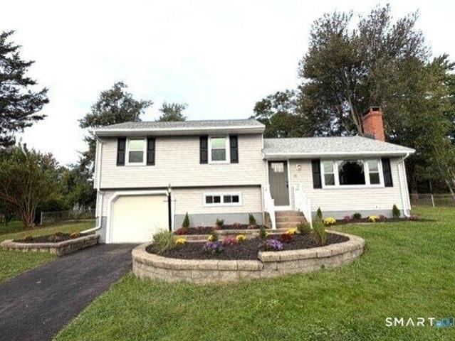 House for sale in Cromwell, Lower Connecticut River Valley Planning Region