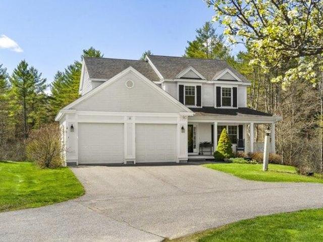 House for sale in Cumberland Center, Maine