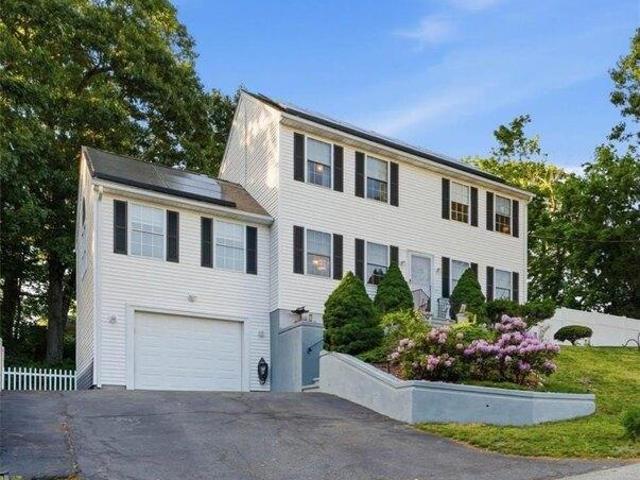 House for sale in Cumberland, Rhode Island