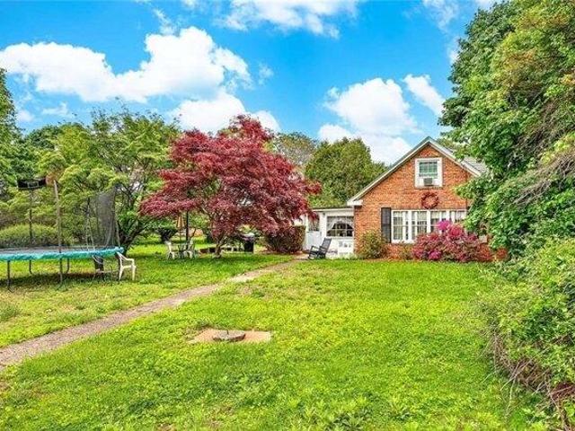 House for sale in Cumberland, Rhode Island