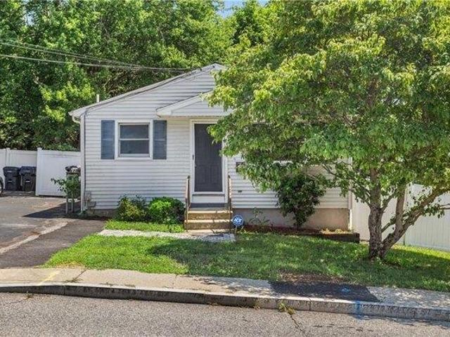 House for sale in Cumberland, Rhode Island