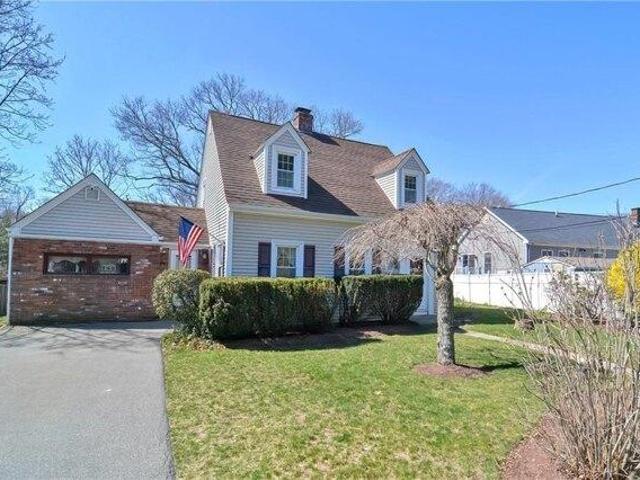 House for sale in Cumberland, Rhode Island
